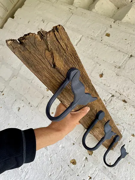 Perchero Rústico Con 3 Ganchos Metálicos Cola De Ballena