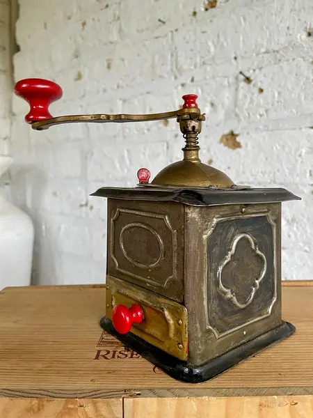 Molino De Café Con Manivela - Alemania 1920