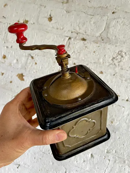 Molino De Café Con Manivela - Alemania 1920