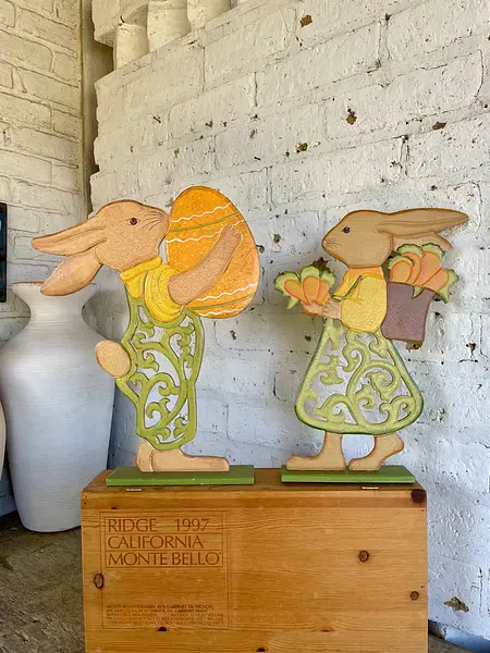 Pareja Conejos En Madera Calada Y Pintados A Mano