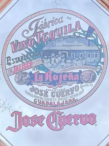 Espejo Publicitario José Cuervo - México 1980