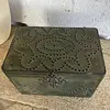 Caja En Madera Con Remaches Y Apliques - 1980