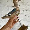 Gaviota Sobre Pedestal Y Acabado Azul Envejecido
