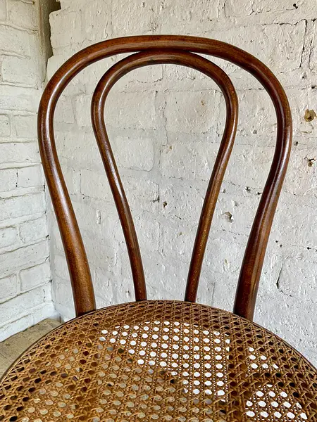 Silla Estilo Thonet Con Asiento Tejido - Colombia 1980