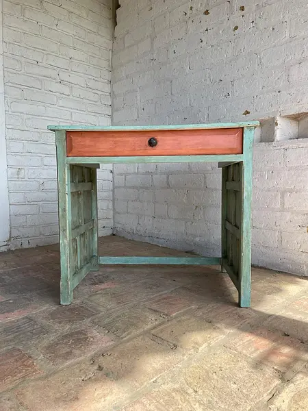 Revisar Mesa Auxiliar Rústica Con Cajón - Colombia 1980