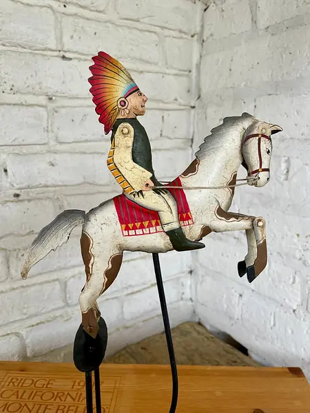 Móvil Jinete Piel Roja Balancín - Indonesia 1990