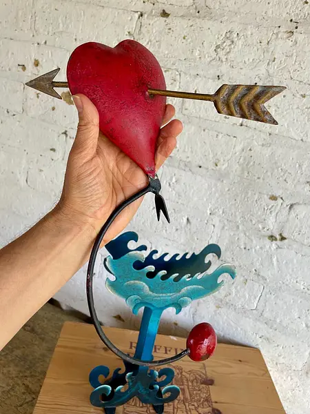 Móvil Corazón Balancín Sobre Olas - Indonesia 1990