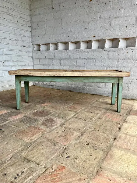 Banca Rústica Elaborada Con Puerta Reciclada