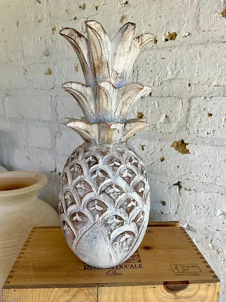 Piña Tallada En Madera Blanca Envejecida - Filipinas 2020