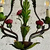 Lámpara De Araña Metálica Con Hojas Y Flores