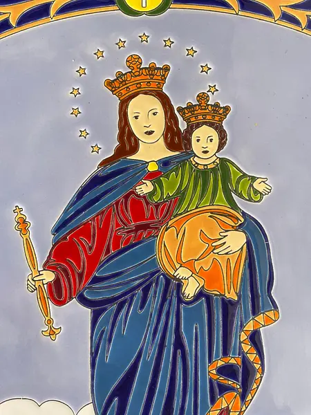 Imagen De María Auxiliadora En Una Baldosa Pintada A Mano