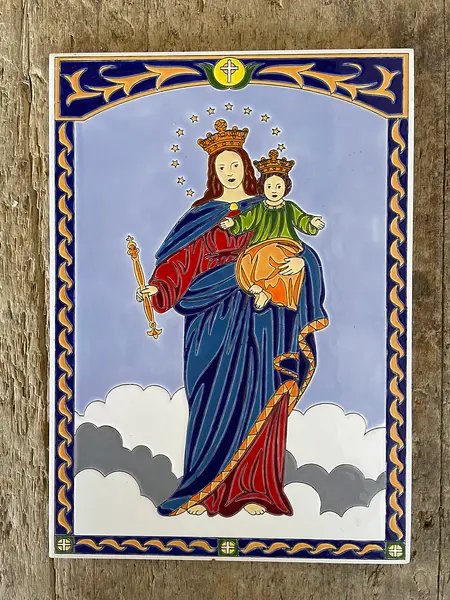 Imagen De María Auxiliadora Pintada A Mano