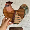Figura De Gallo Rústico De Madera Y Metal