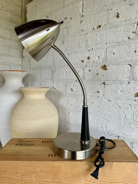 Lámpara De Escritorio Cuello De Cisne Flexible