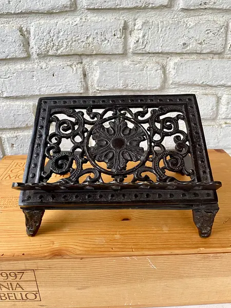 Atril De Libros Graduable En Bronce Fundido - Colombia 1970