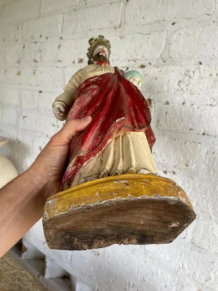 Revisar Imagen Madera Y Ojos De Cristal