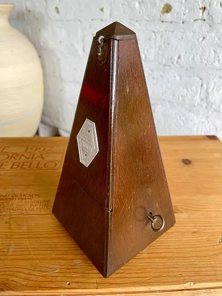 Metrónomo Mecánico - Francia 1950