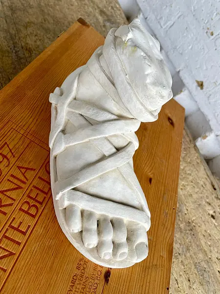 Escultura De Pie De Soldado Romano - Grecia 2020