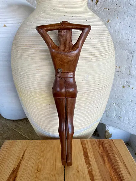Cascanueces Artesanal Con Forma De Mujer - Filipinas 1950