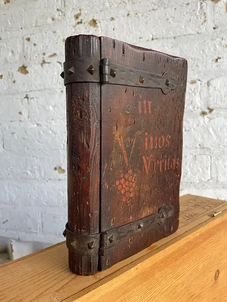 Caja Libro De Madera Con Herrajes - España 1900