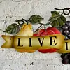 Placa Con Frutas Hojas Y Cinta "Vive, Ama, Rie"