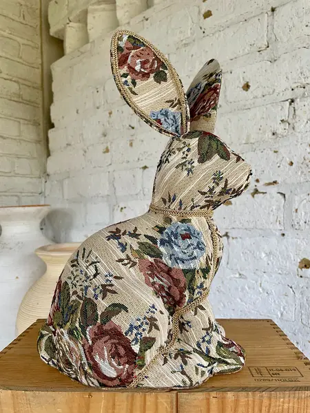 Conejo Artesanal Forrado En Tela De Jacquard Y Millaré