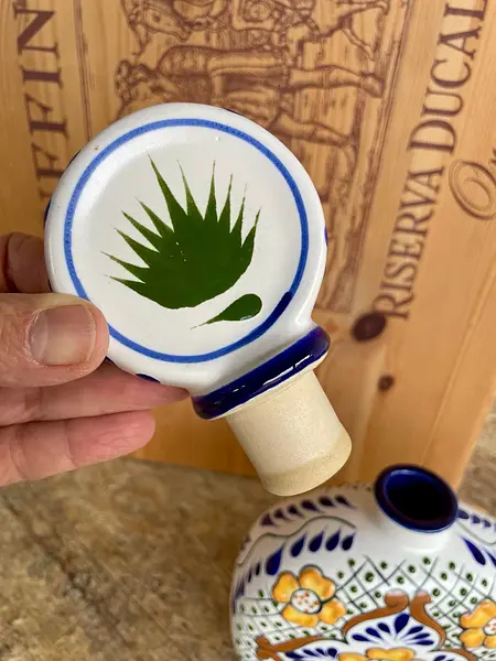Licorera Artesanal Talavera Poblana - México 2020