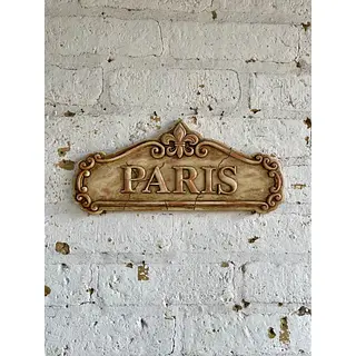 Placa De Pared En Relieve Envejecida