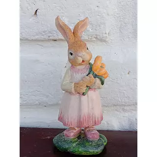 Coneja Con Tulipanes